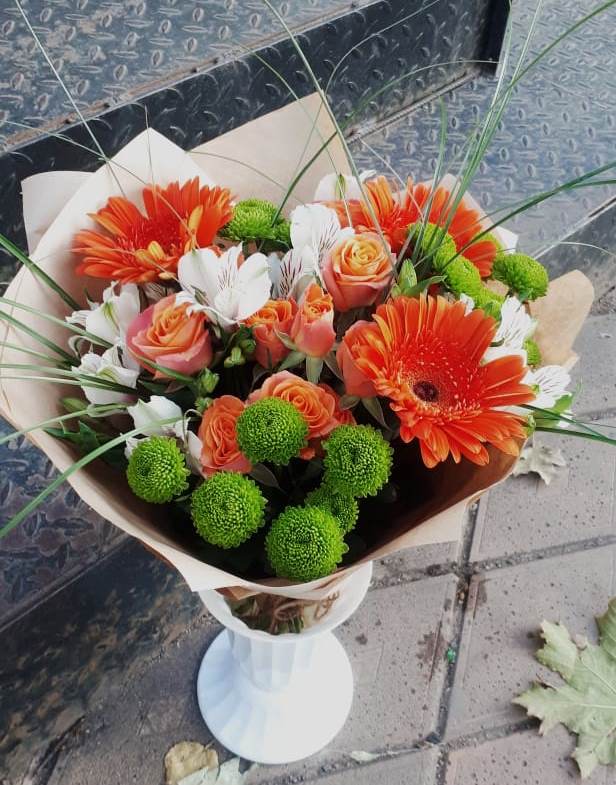 Букет цветов из: Герберы, Хризантемы, Альстромерии и Розы в Терновке