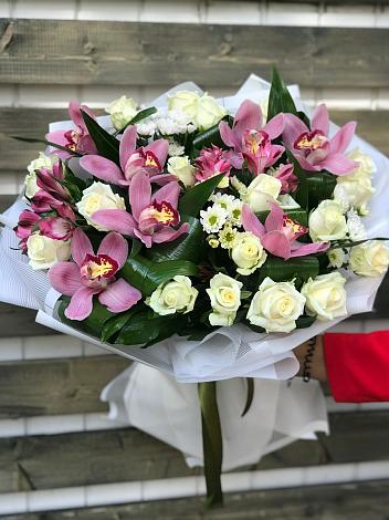 Букет цветов из: Розы и Хризантемы в Терновке