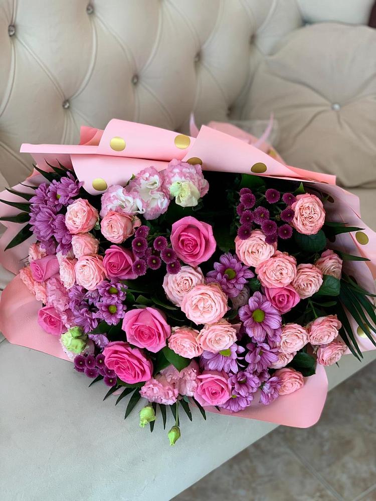 Букет цветов из: Хризантемы, Розы и Лизиантусы в Терновке