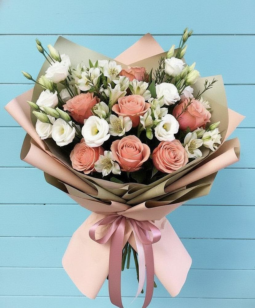Букет цветов из: Розы, Альстромерии и Лизиантусы в Терновке