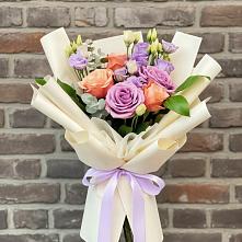 Букет цветов из:  Лизиантусы и Розы в Терновке