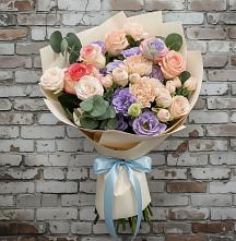 Букет цветов из:  Розы, Лизиантусы и Гвоздики #REPLACE_PRED# Терновке