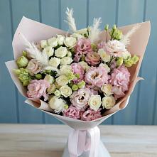 Букет цветов из:  Альстромерии и Розы #REPLACE_PRED# Терновке